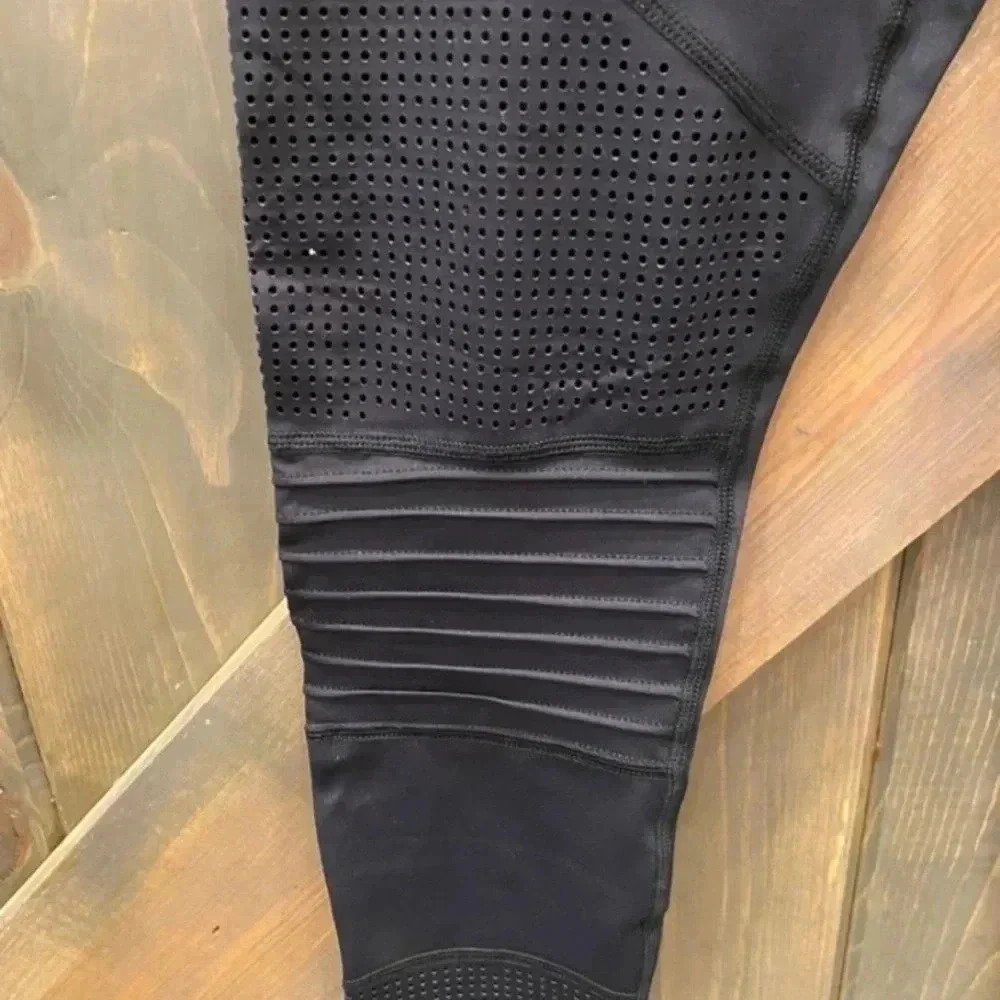 Zyia Active Womens Black Moto Leggings - Picture 2 of 6